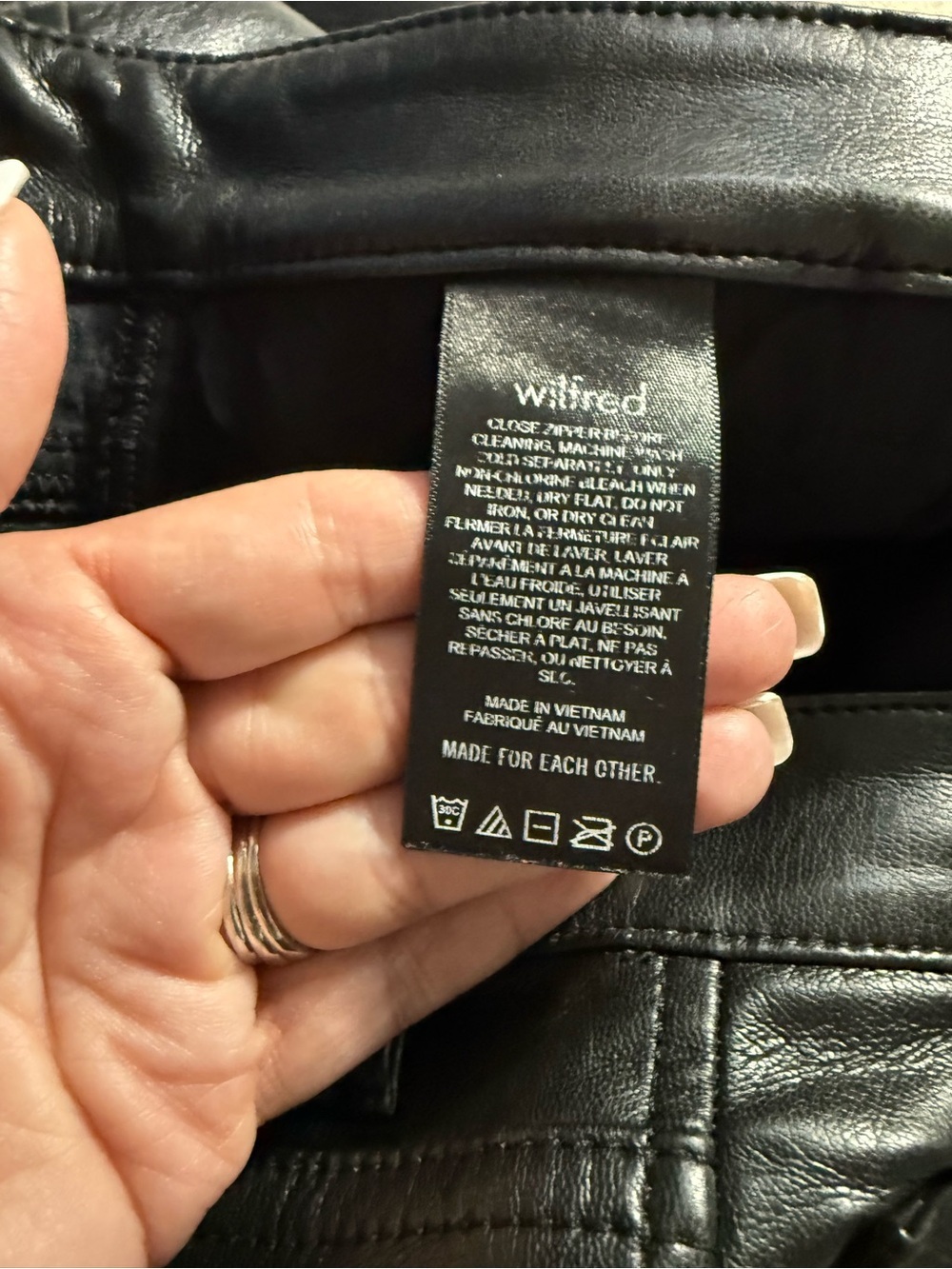 Wilfred The Melina Vegan Leather Baddie Pants Black High Rise Straight Leg 8 - Picture 8 of 10